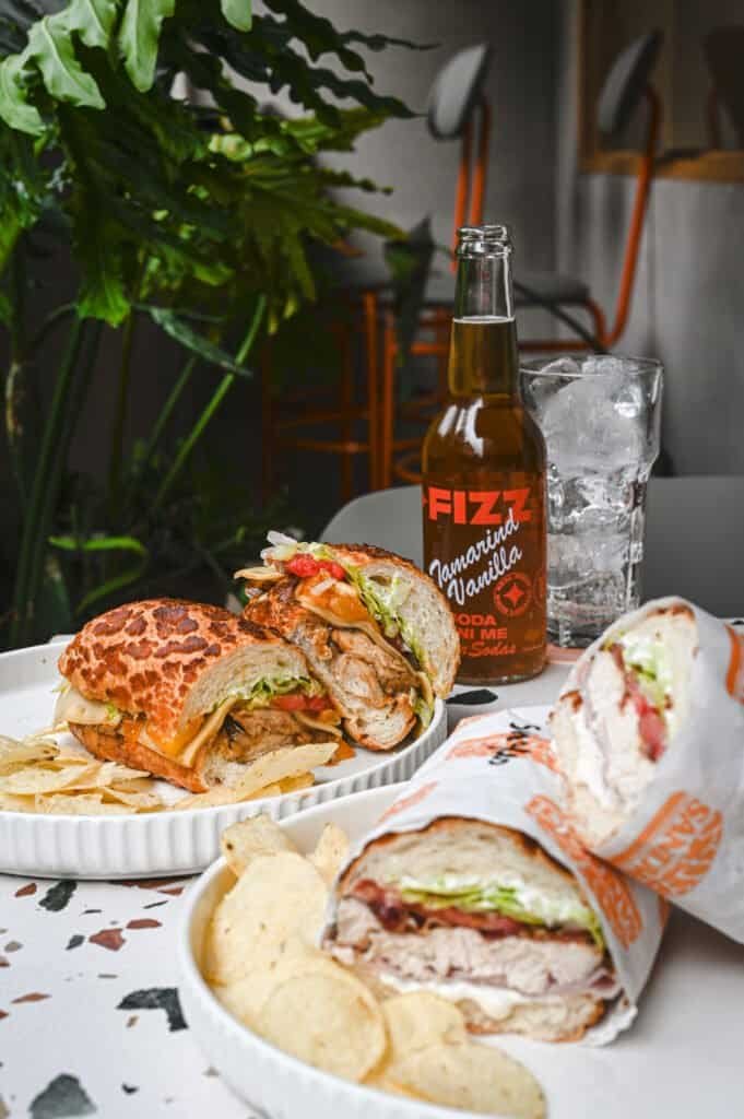 Bánh mì bữa sáng Tiger