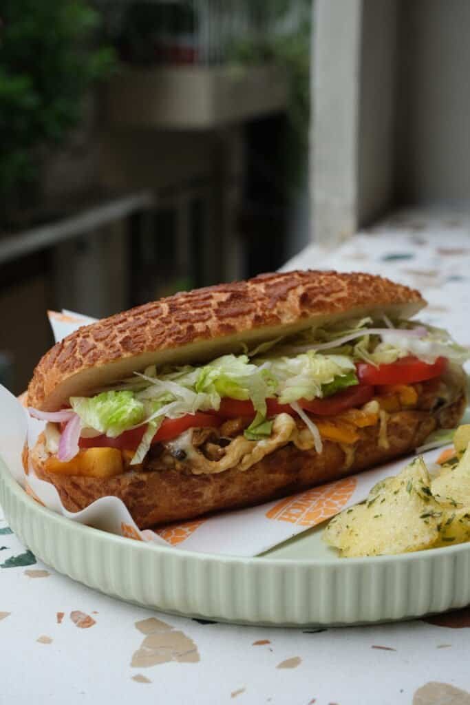 Bánh Mì Gà Tokyo