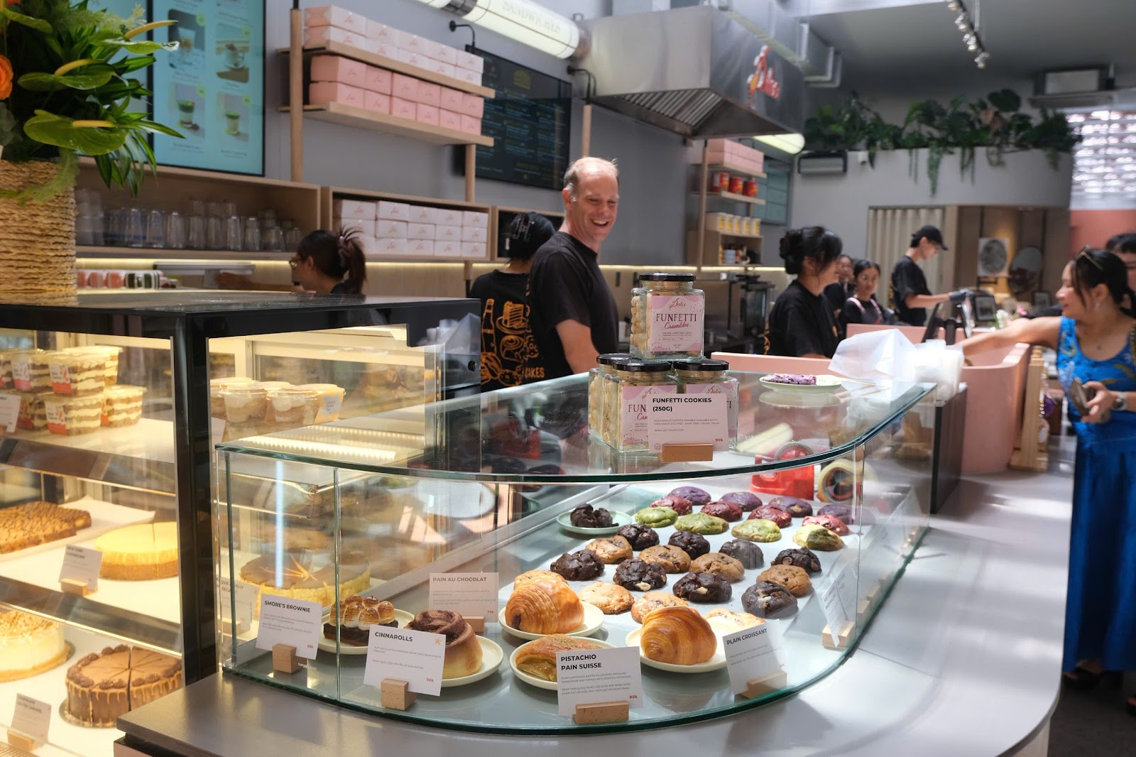 Dulce de Saigon Thảo Điền 4